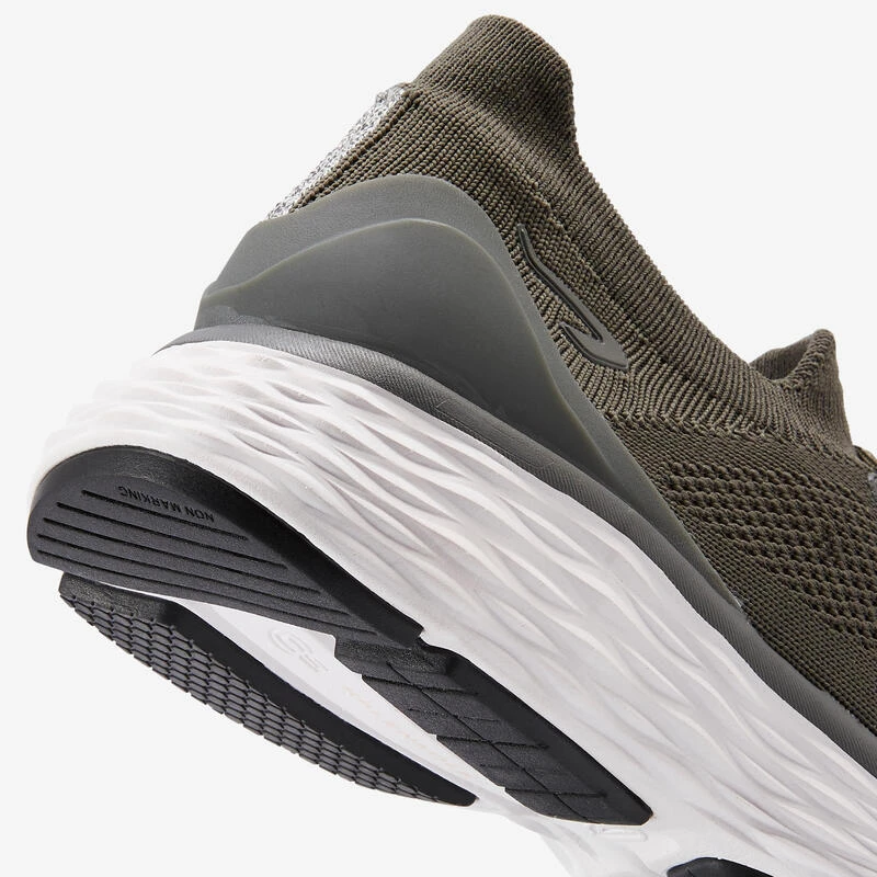 Kalenji CHAUSSURES RUNNING CONFORT KNIT KAKI 5 Kalenji CHAUSSURES RUNNING CONFORT KNIT KAKI – Image 3