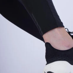 Kalenji Legging Running Respirant Femme - Run Dry 500 Noir Chiné -Sport Style Soldes legging running respirant femme run dry 500 noir chine 3