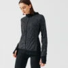 Kalenji Veste Running à Capuche Femme - Warm Noir Motifs Réfléchissants -Sport Style Soldes veste running a capuche femme warm noir motifs reflechissants